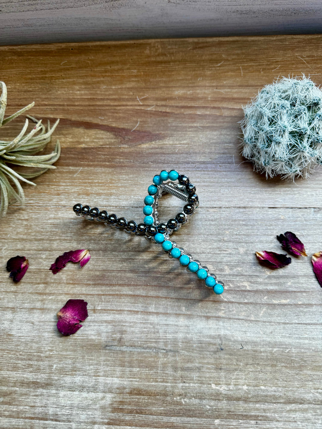 Turquoise and faux pearls Hair Clips