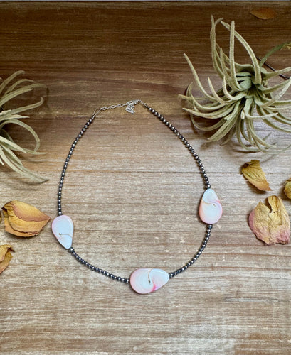 Sterling Silver Choker – 3 Flat Pink Conch Teardrops – 14.5