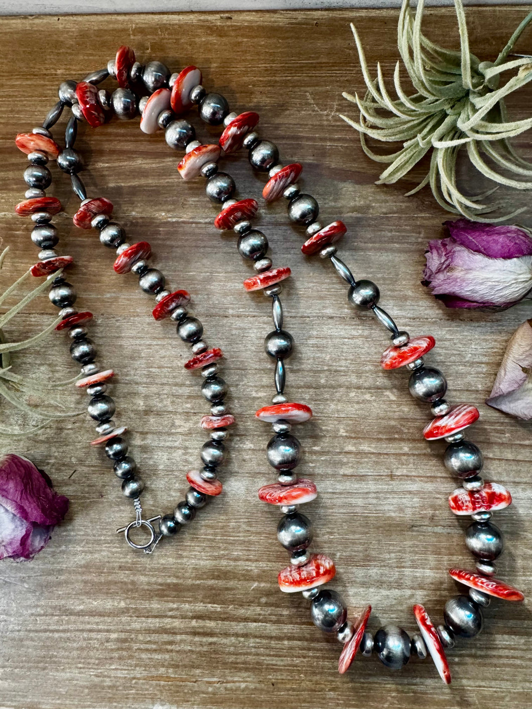 NFR Collection Necklace – Graduated Spiny Oyster & Sterling Silver Pearls 45