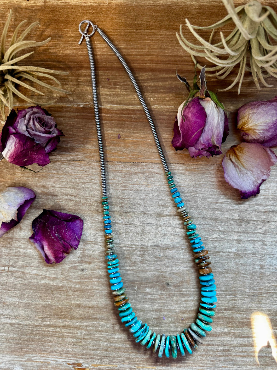 Tri-Color Turquoise & Hematite Necklace – 23