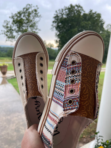 Very G Bohemian Womens Laceless Sneaker